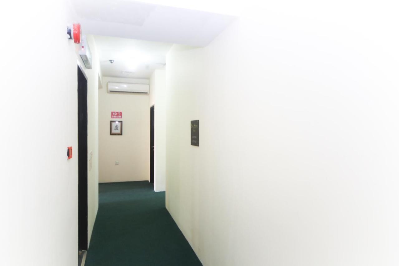 Oyo 777 Epal Hotel Kota Kinabalu Exterior photo